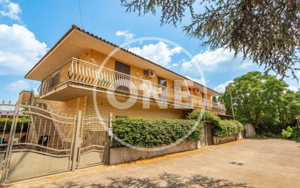 appartamento in vendita a Fonte Nuova in zona Torre Lupara
