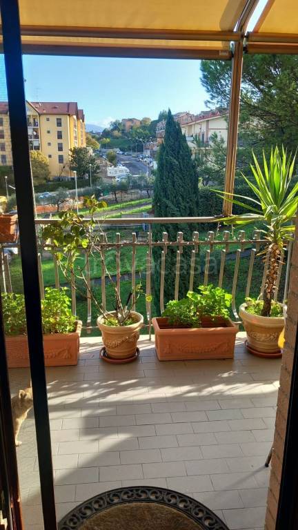 appartamento in vendita a Fonte Nuova in zona Torre Lupara