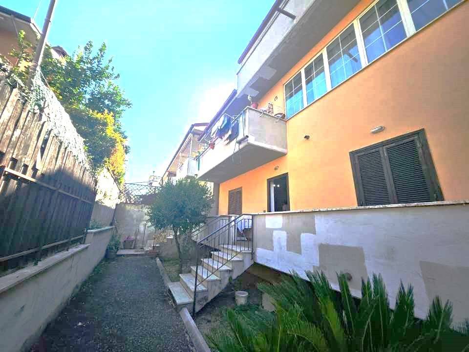 appartamento in vendita a Fonte Nuova in zona Torre Lupara