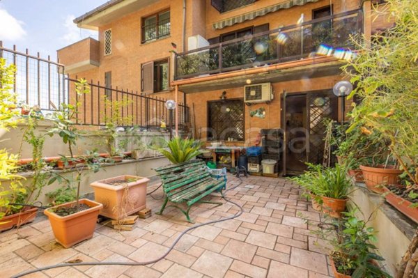 casa indipendente in vendita a Fonte Nuova in zona Torre Lupara