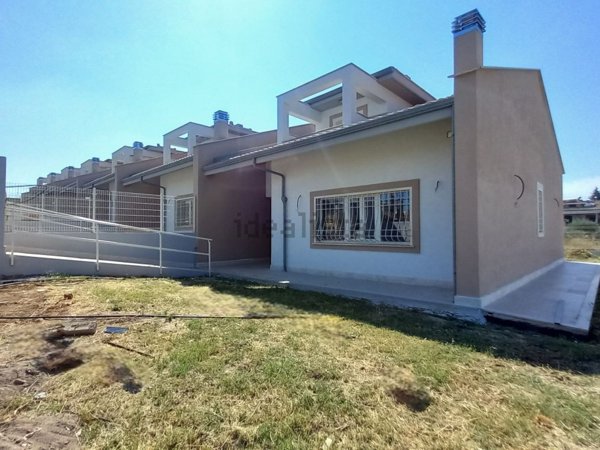 quadrivano in vendita a Fonte Nuova in zona Torre Lupara