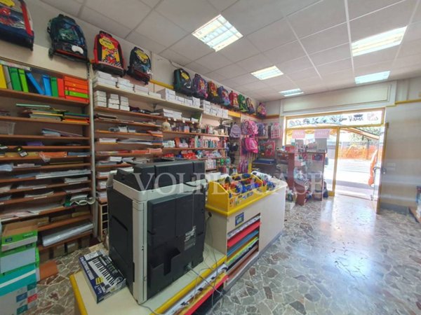 negozio in vendita a Fonte Nuova in zona Torre Lupara