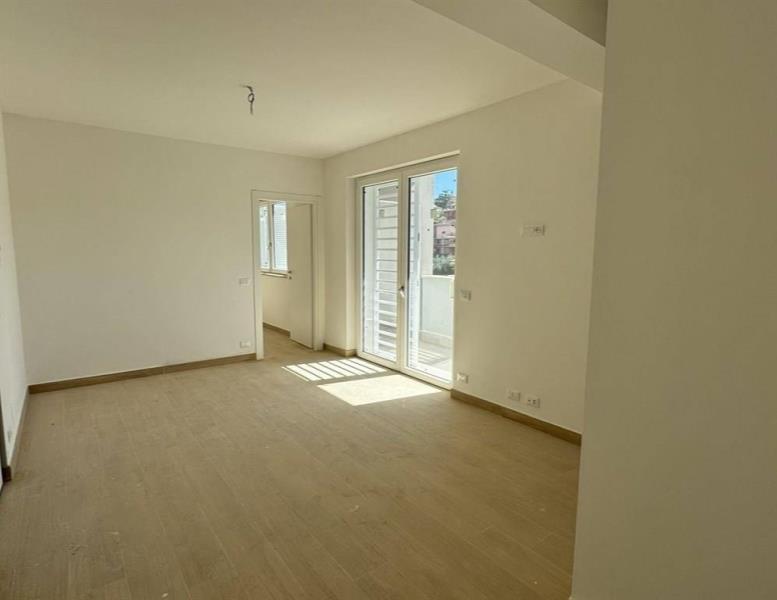 appartamento in vendita a Fonte Nuova in zona Torre Lupara