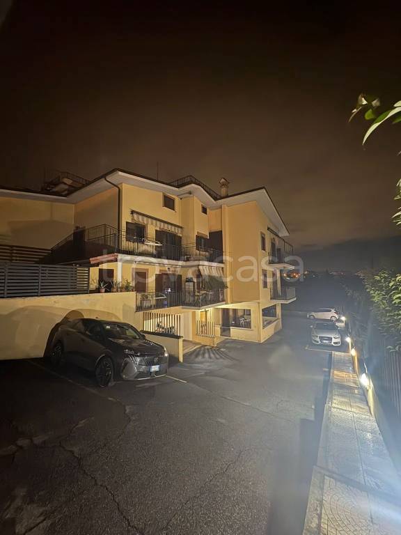 appartamento in vendita a Fonte Nuova in zona Torre Lupara