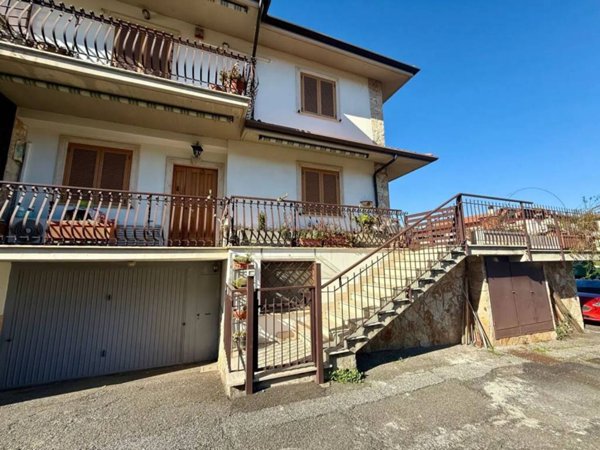 casa indipendente in vendita a Fonte Nuova in zona Santa Lucia