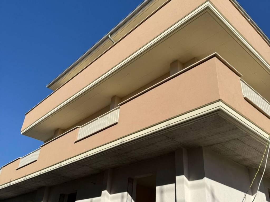 appartamento in vendita a Fonte Nuova in zona Torre Lupara