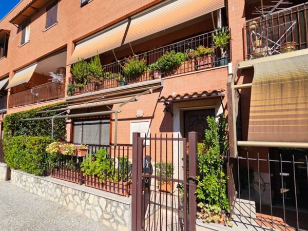 appartamento in vendita a Fonte Nuova in zona Torre Lupara