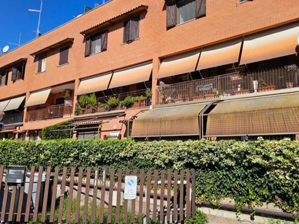 appartamento in vendita a Fonte Nuova in zona Torre Lupara