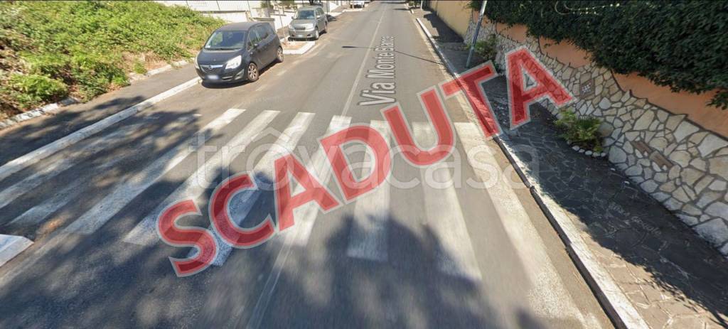 casa indipendente in vendita a Fonte Nuova in zona Santa Lucia