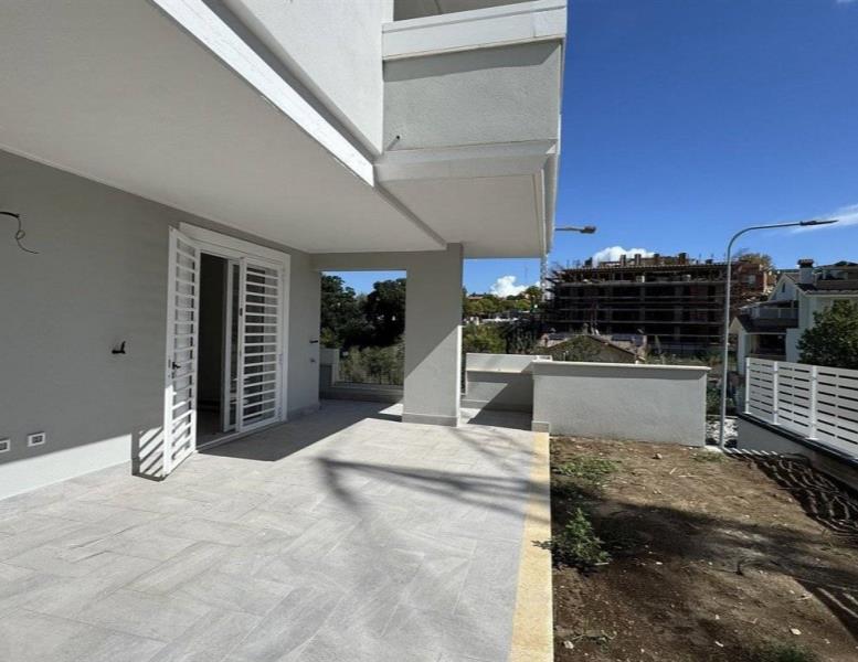 appartamento in vendita a Fonte Nuova in zona Torre Lupara