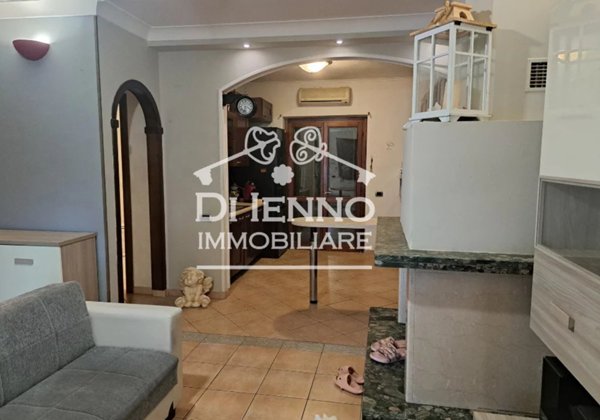casa indipendente in vendita a Fonte Nuova in zona Santa Lucia