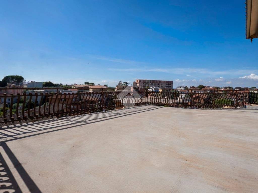 appartamento in vendita a Fonte Nuova in zona Torre Lupara