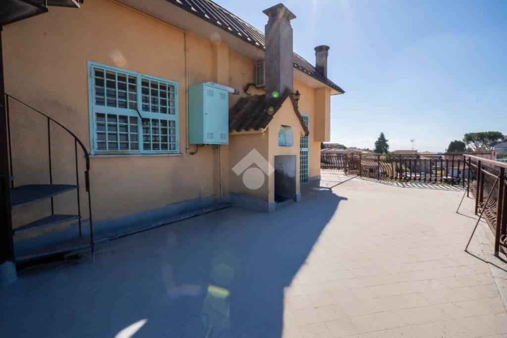 appartamento in vendita a Fonte Nuova in zona Torre Lupara