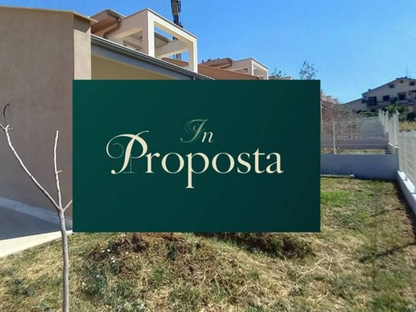 casa indipendente in vendita a Fonte Nuova in zona Torre Lupara