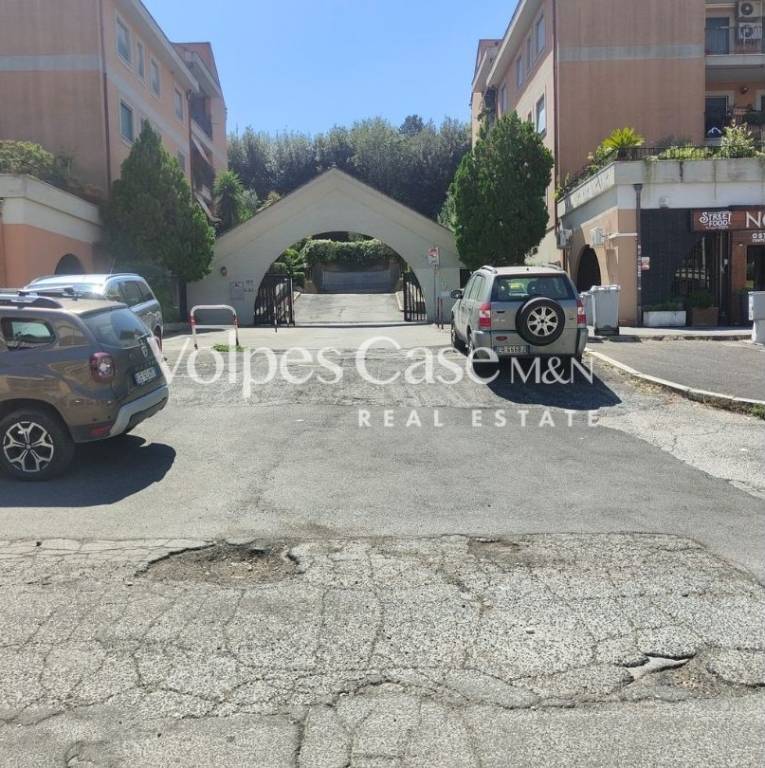 appartamento in vendita a Fonte Nuova in zona Torre Lupara