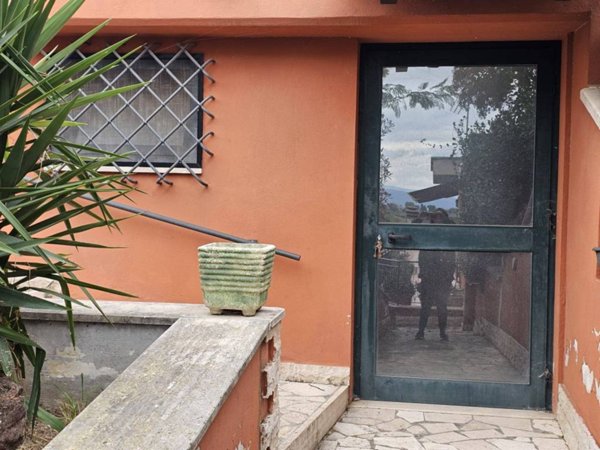 appartamento in vendita a Fonte Nuova in zona Torre Lupara