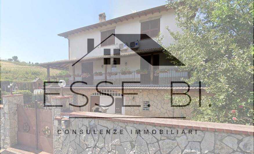 appartamento in vendita a Fonte Nuova in zona Santa Lucia