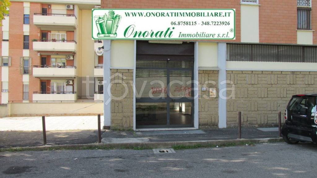 appartamento in vendita a Fonte Nuova in zona Torre Lupara