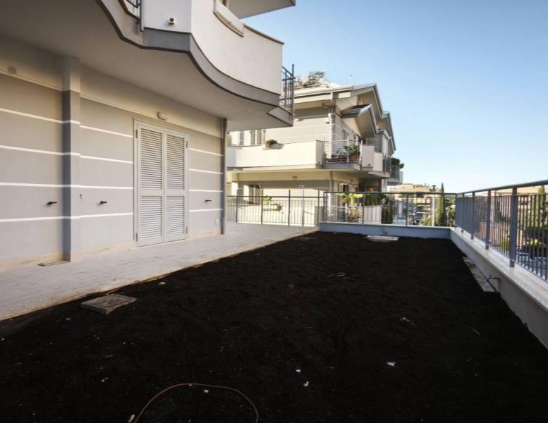 appartamento in vendita a Fonte Nuova in zona Torre Lupara