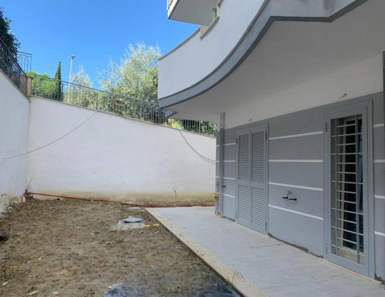 appartamento in vendita a Fonte Nuova in zona Torre Lupara