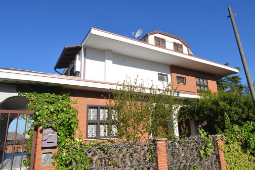 appartamento in vendita a Fonte Nuova in zona Torre Lupara