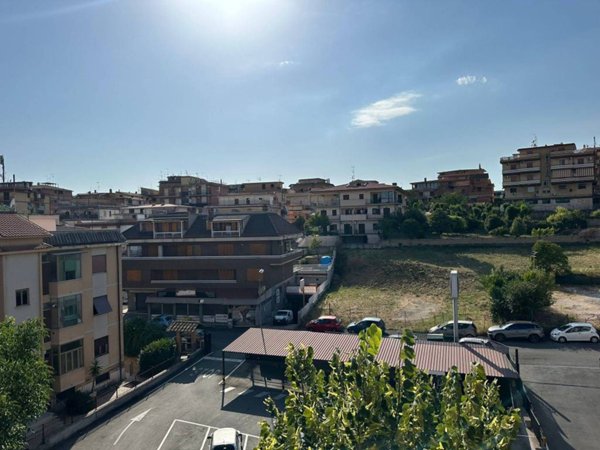 appartamento in vendita a Fonte Nuova in zona Torre Lupara