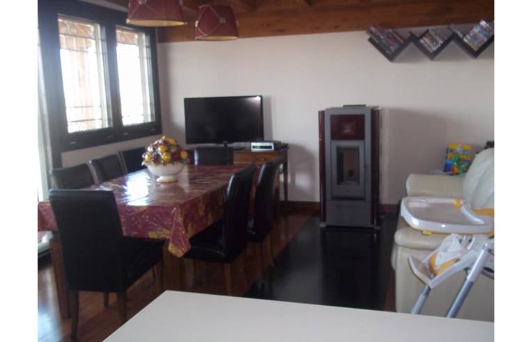 appartamento in vendita a Fonte Nuova in zona Torre Lupara