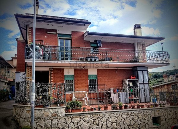 appartamento in vendita a Fonte Nuova in zona Santa Lucia