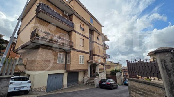 appartamento in vendita a Fonte Nuova in zona Torre Lupara