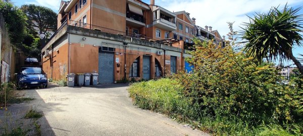 negozio in vendita a Fonte Nuova