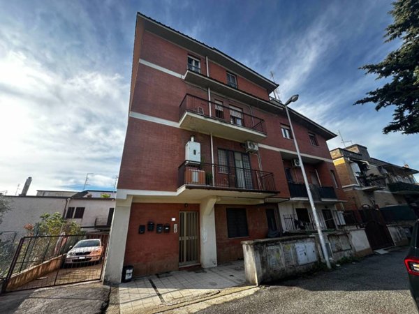 appartamento in vendita a Fonte Nuova in zona Torre Lupara