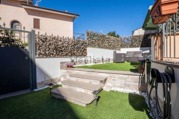 appartamento in vendita a Fonte Nuova in zona Torre Lupara