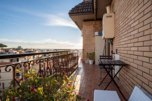 appartamento in vendita a Fonte Nuova in zona Torre Lupara