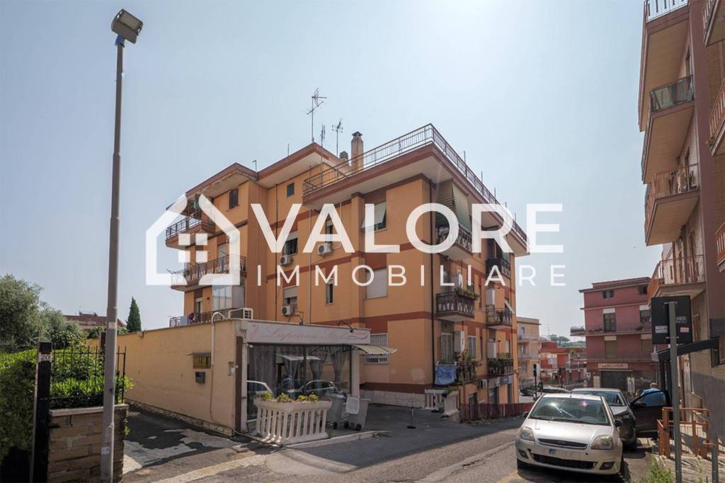 appartamento in vendita a Fonte Nuova in zona Torre Lupara