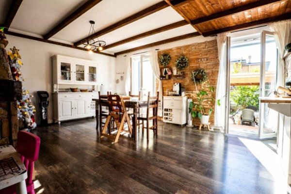 casa indipendente in vendita a Fonte Nuova in zona Torre Lupara