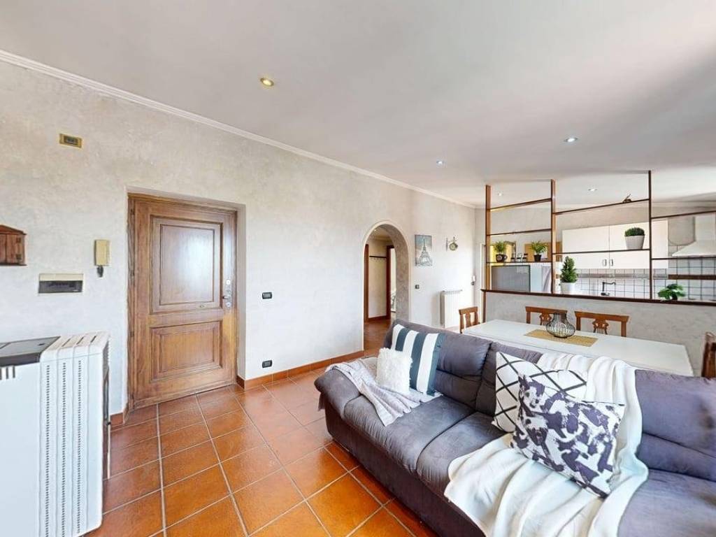 appartamento in vendita a Fonte Nuova in zona Santa Lucia