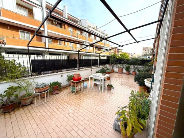 appartamento in vendita a Fonte Nuova in zona Torre Lupara