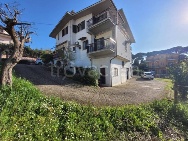 appartamento in vendita a Fonte Nuova in zona Torre Lupara