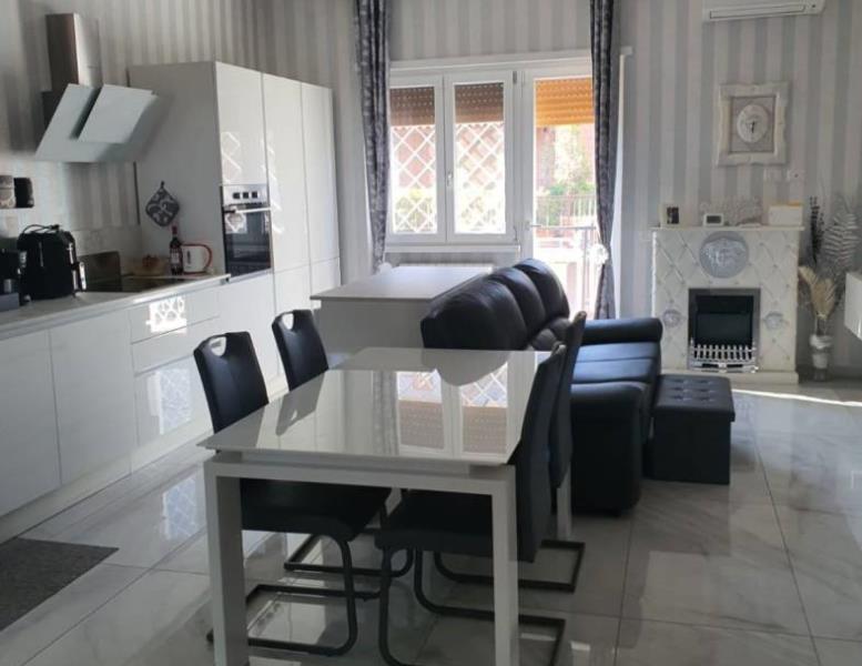 appartamento in vendita a Fonte Nuova in zona Torre Lupara