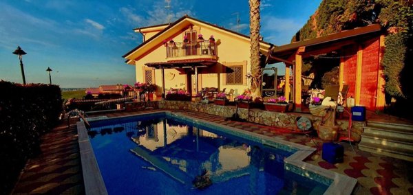 casa indipendente in vendita a Fonte Nuova