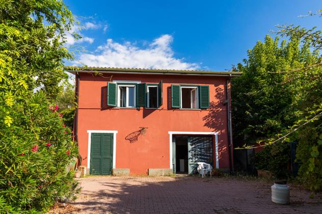 casa indipendente in vendita a Fonte Nuova in zona Santa Lucia