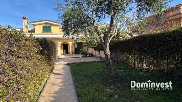 casa indipendente in vendita a Fonte Nuova