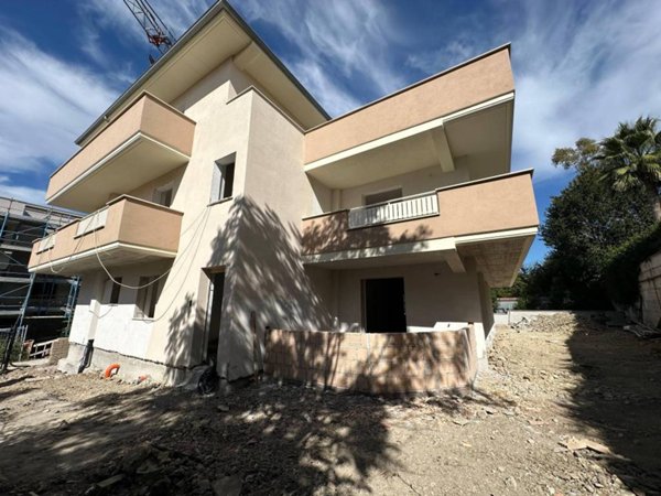 appartamento in vendita a Fonte Nuova in zona Torre Lupara
