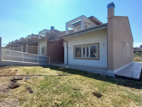 casa indipendente in vendita a Fonte Nuova