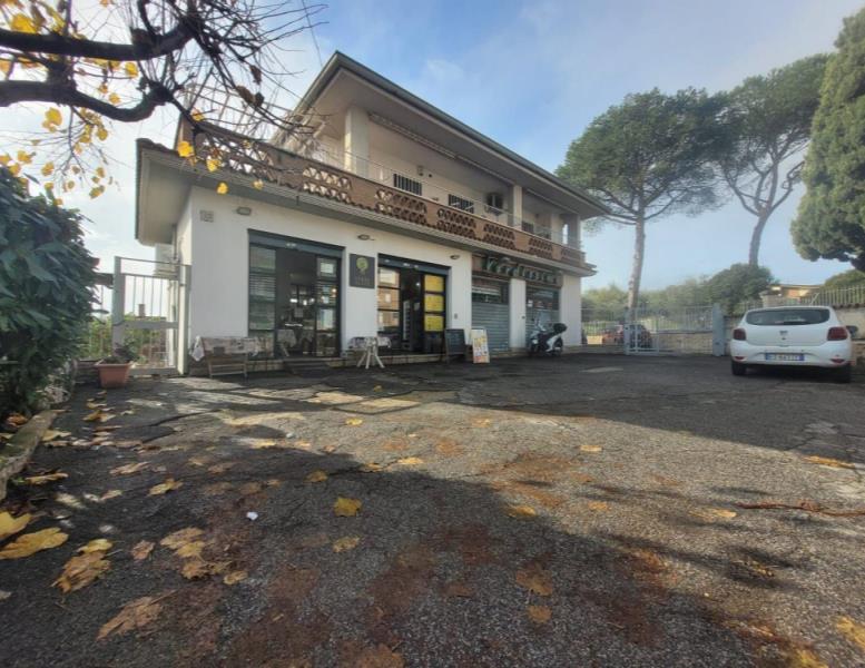 negozio in vendita a Fonte Nuova in zona Torre Lupara