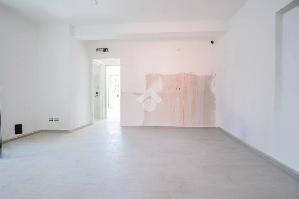 appartamento in vendita a Fonte Nuova in zona Torre Lupara