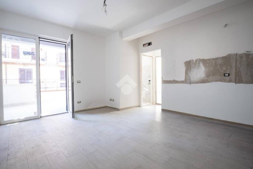 appartamento in vendita a Fonte Nuova in zona Torre Lupara