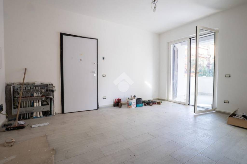 appartamento in vendita a Fonte Nuova in zona Torre Lupara