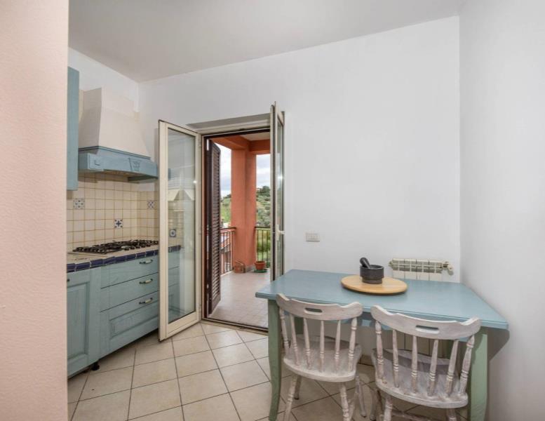 appartamento in vendita a Fonte Nuova in zona Santa Lucia