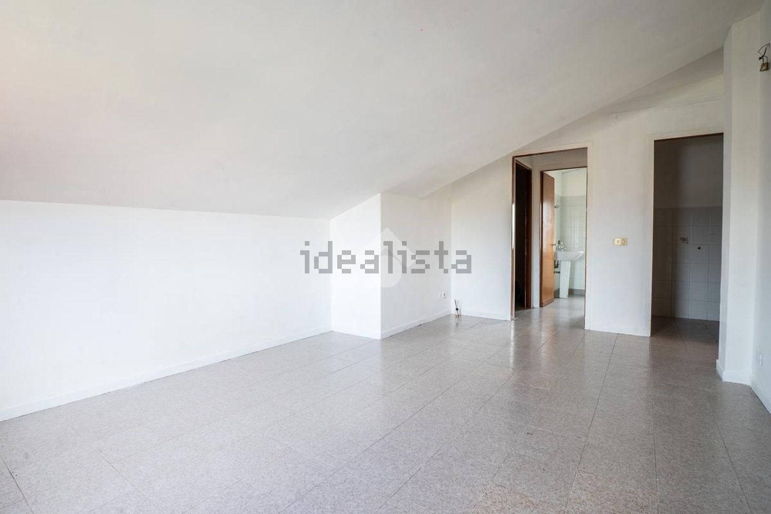 appartamento in vendita a Fonte Nuova in zona Torre Lupara